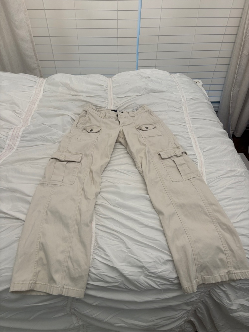 Hollister Light Beige Cargo Pants with Utility Pockets